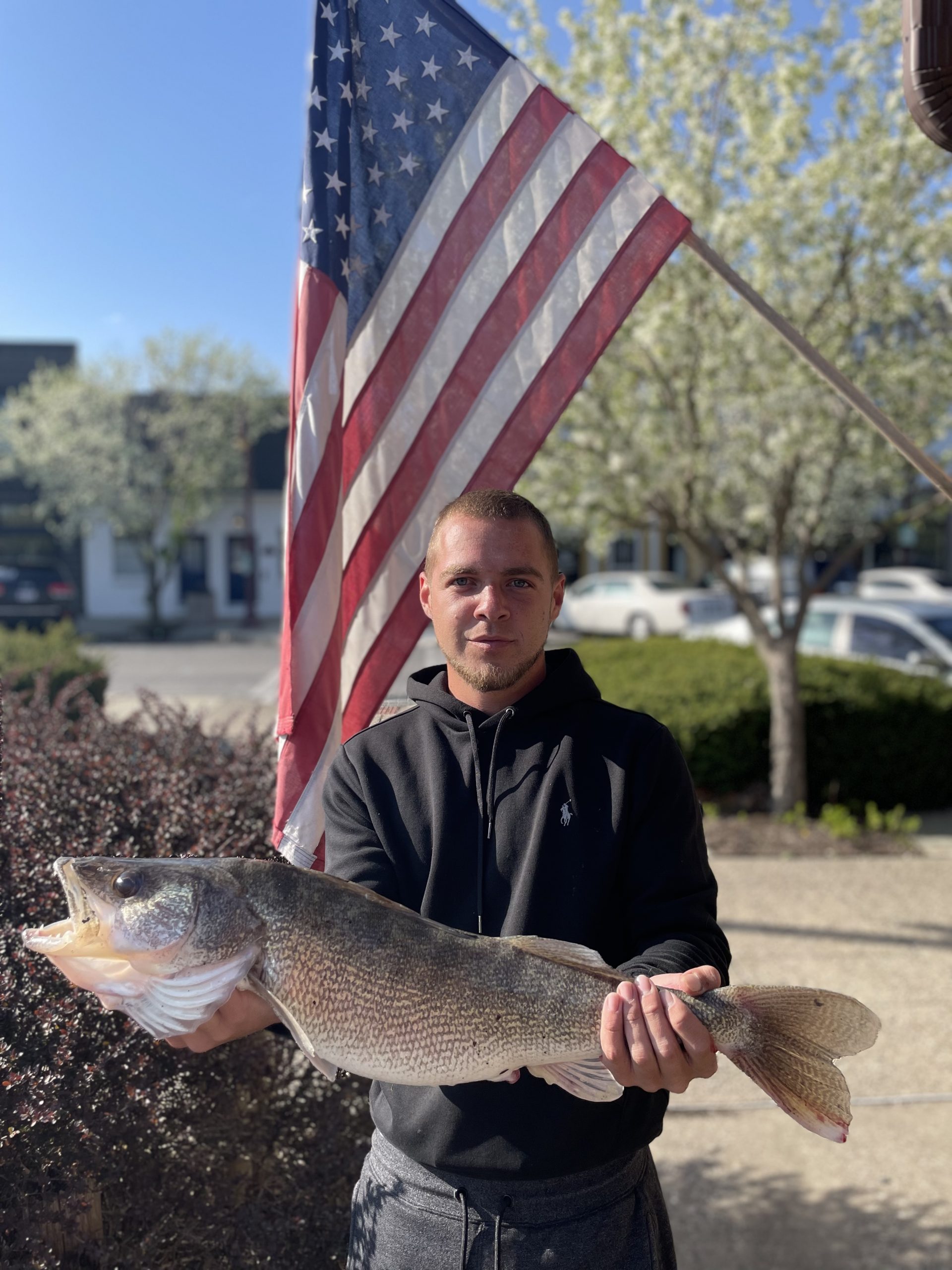 Maumee River report. april 28 2022- Attention River Trophy Hunters-Now is the time.
